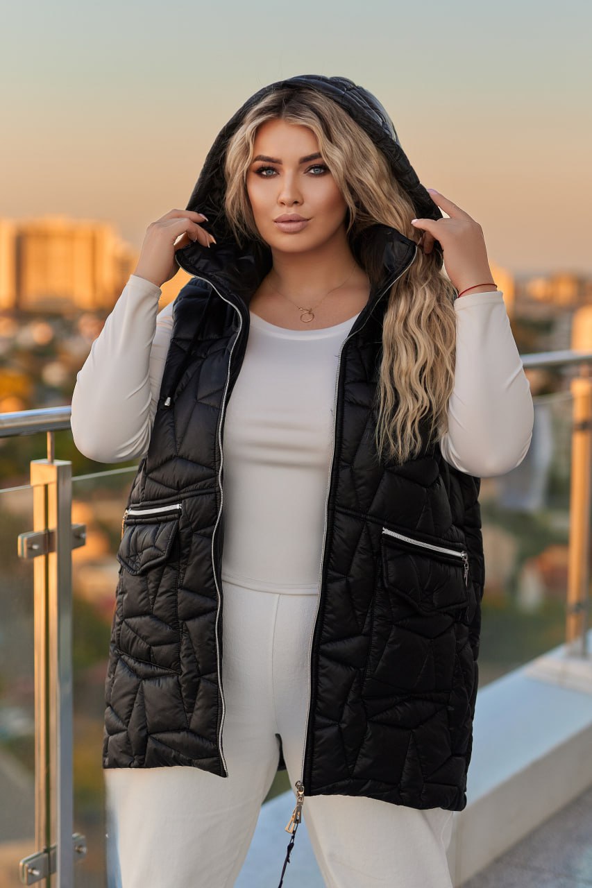 Жилет 19082508