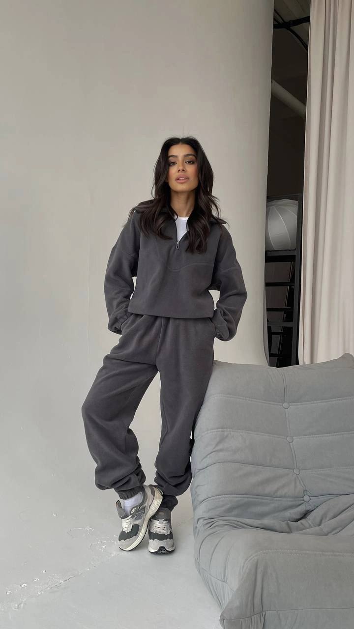 Костюм 28102501