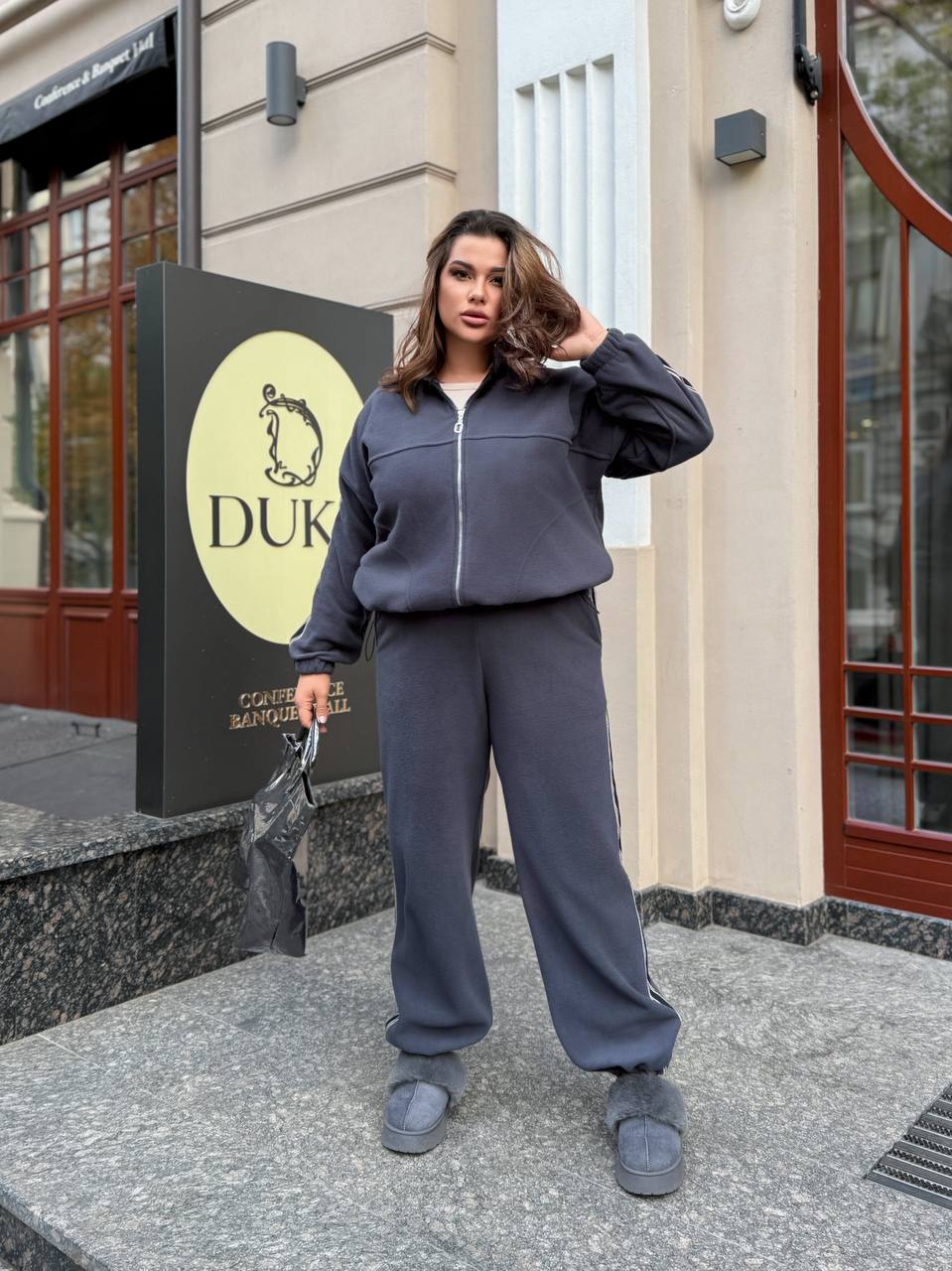 Костюм 28102505