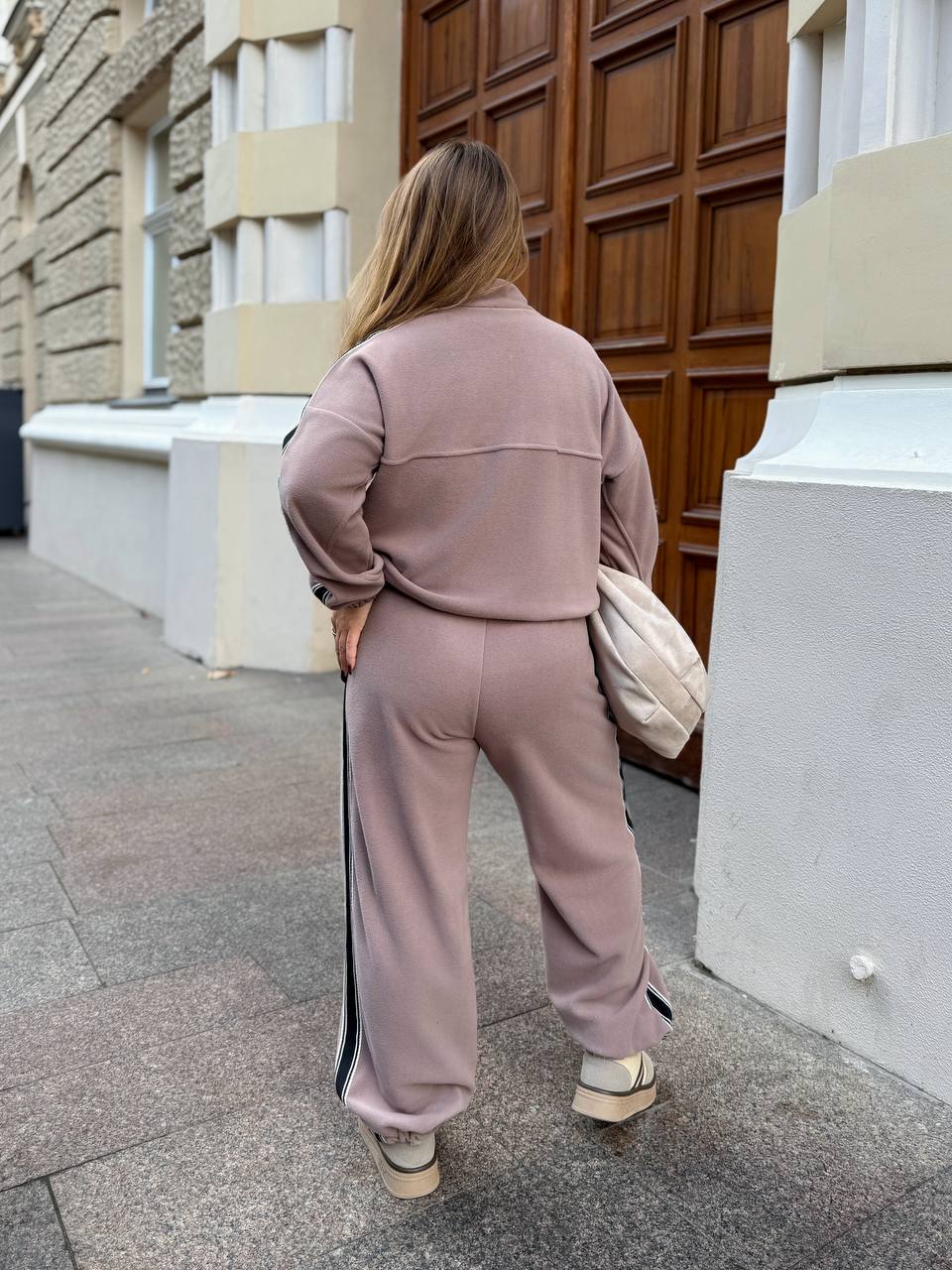 Костюм 28102505