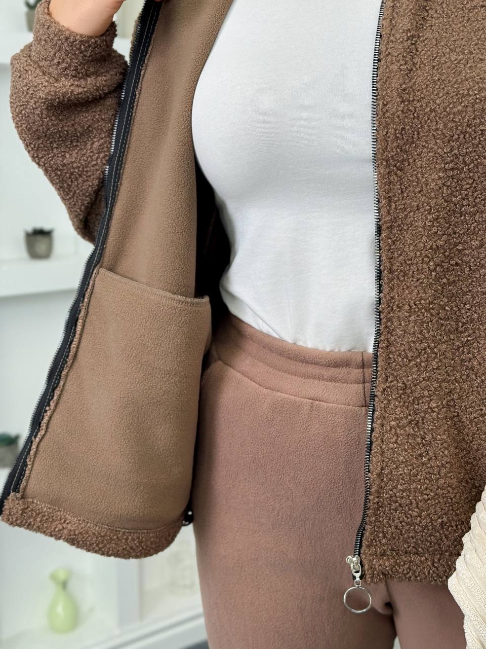 Костюм 28102504