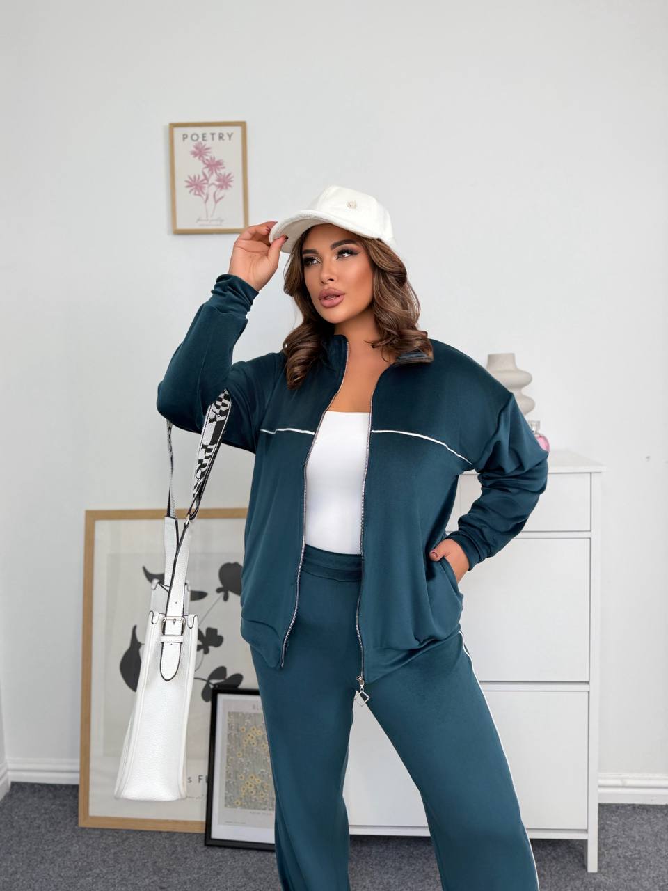 Костюм 28092503