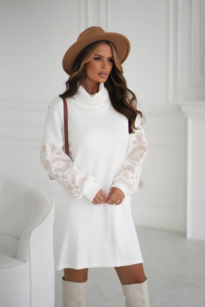 Платье 21012600