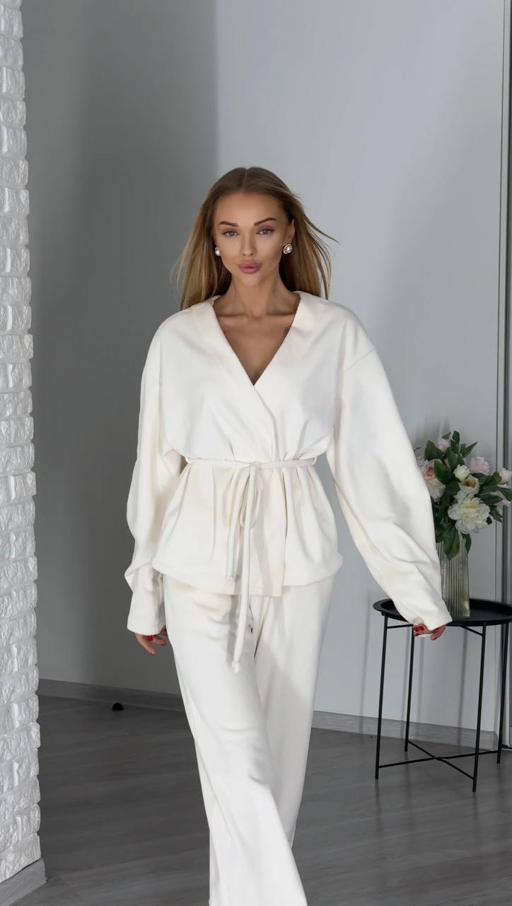 Костюм 28012607