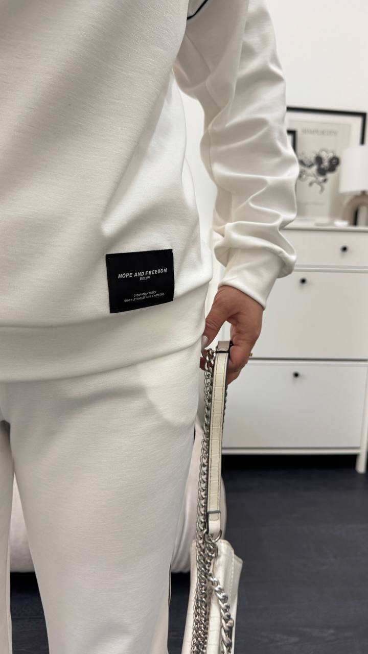 Костюм 22012604