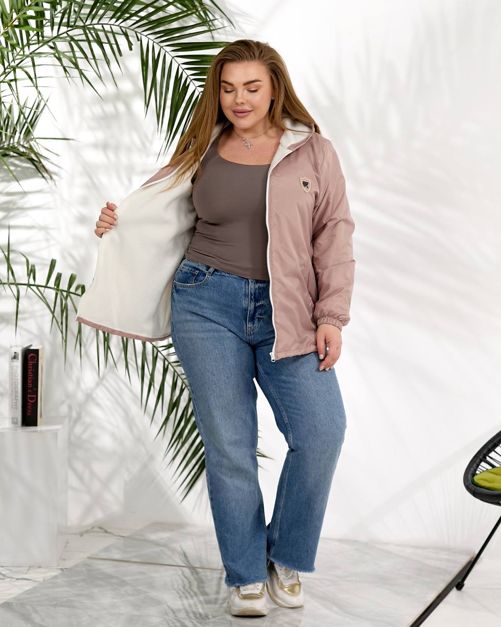 Вітрівка 14032626