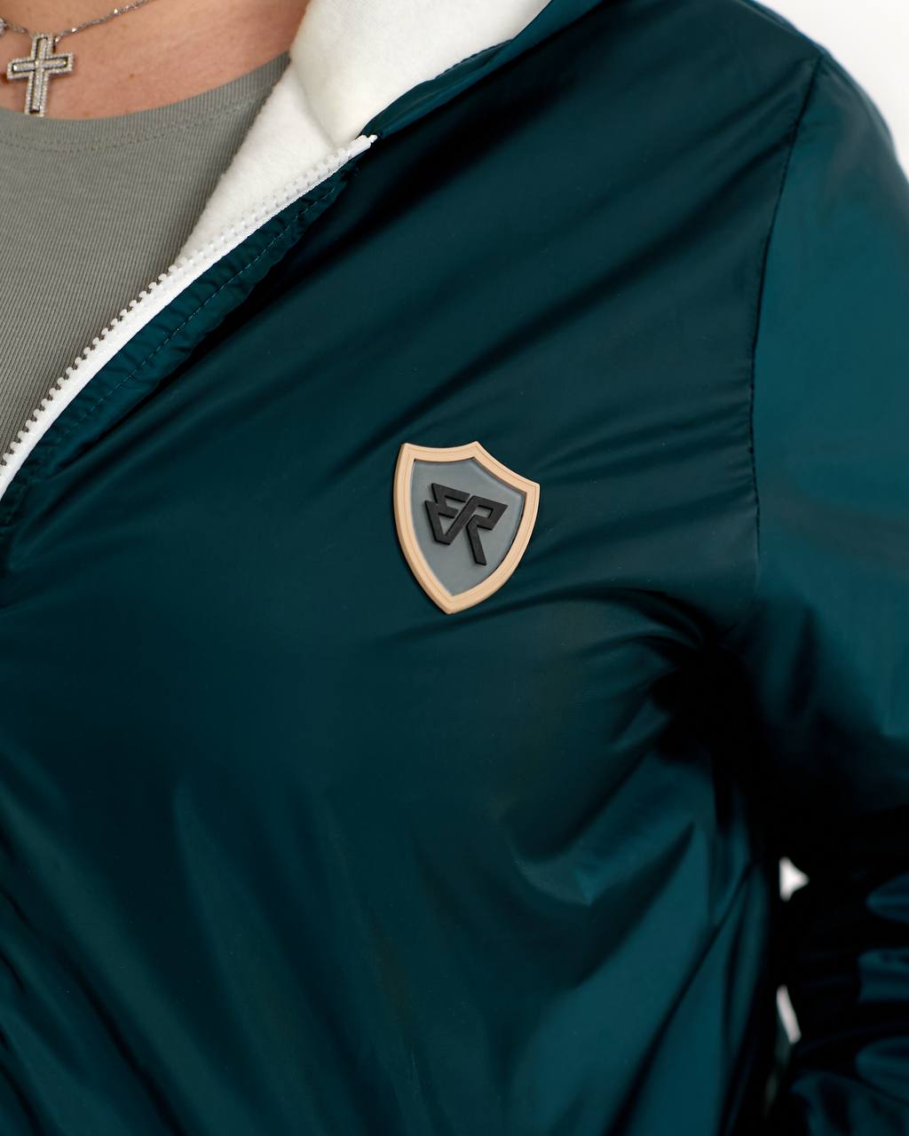 Вітрівка 14032626