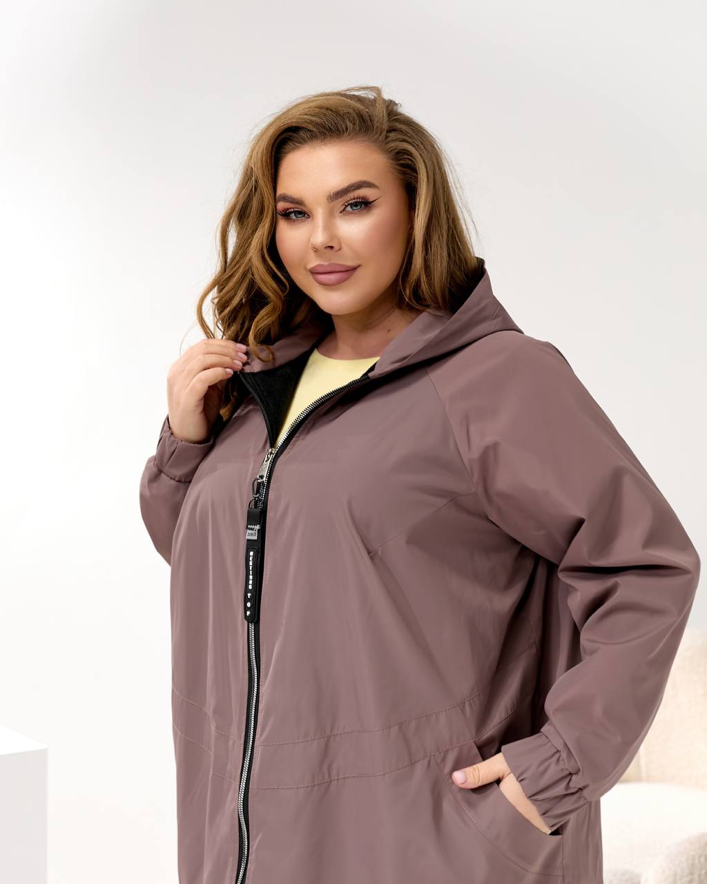 Вітрівка 14032604