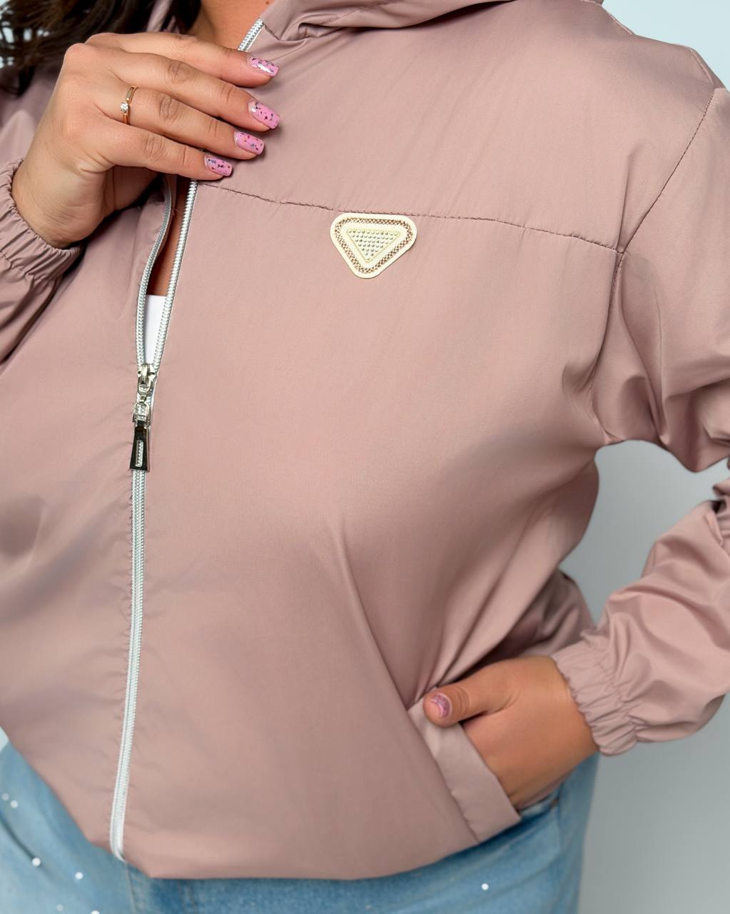 Вітрівка 17042600