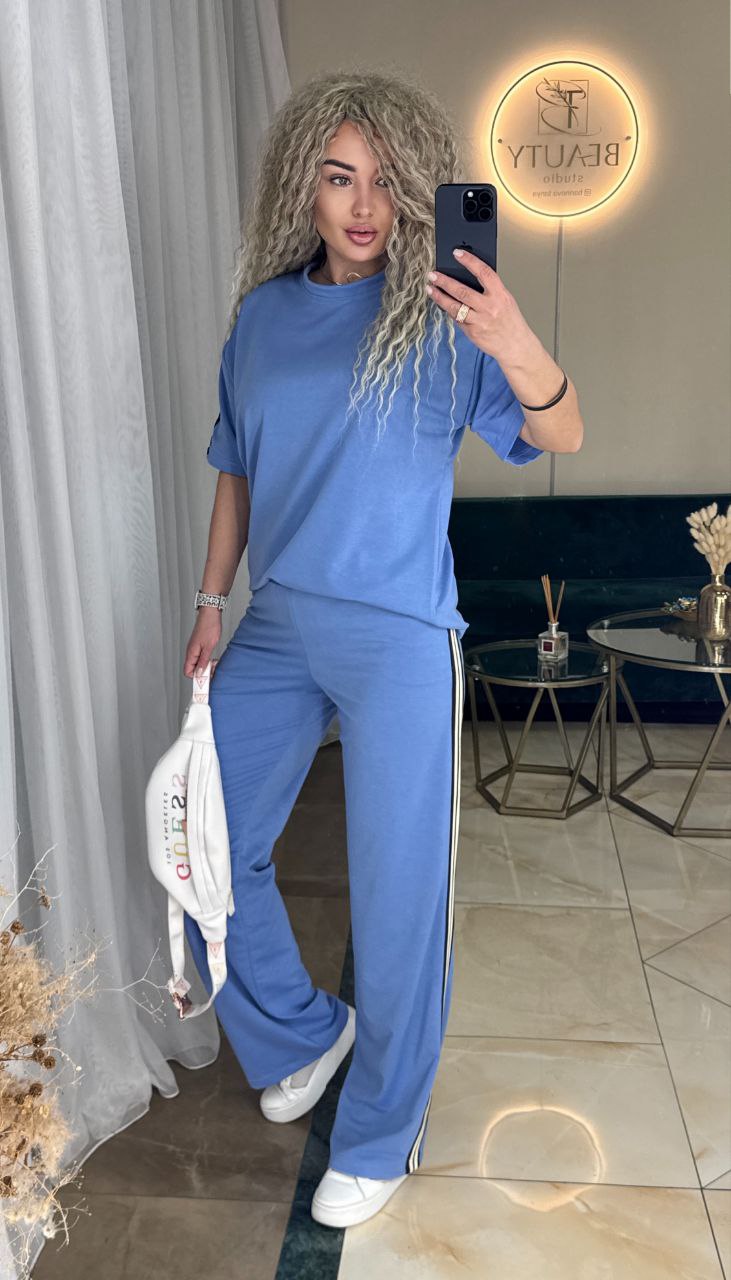 Костюм 27042600