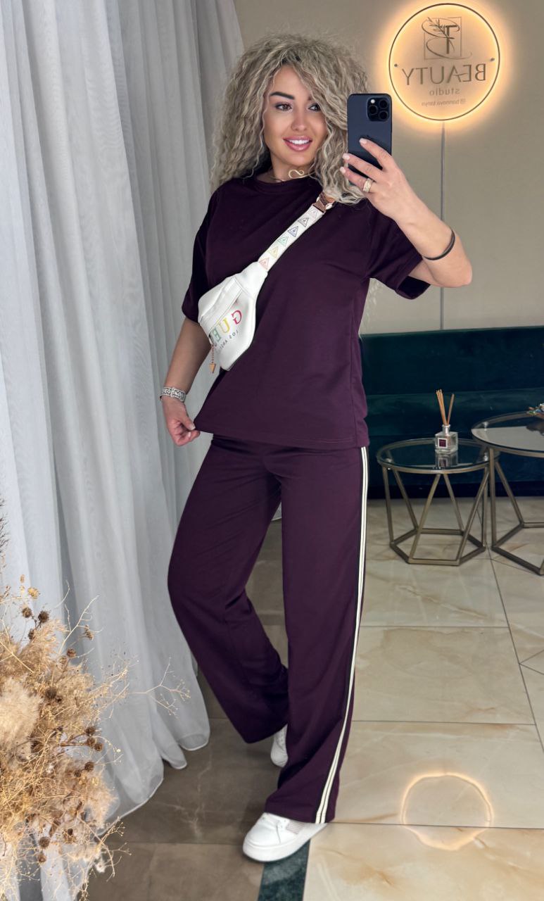 Костюм 27042600