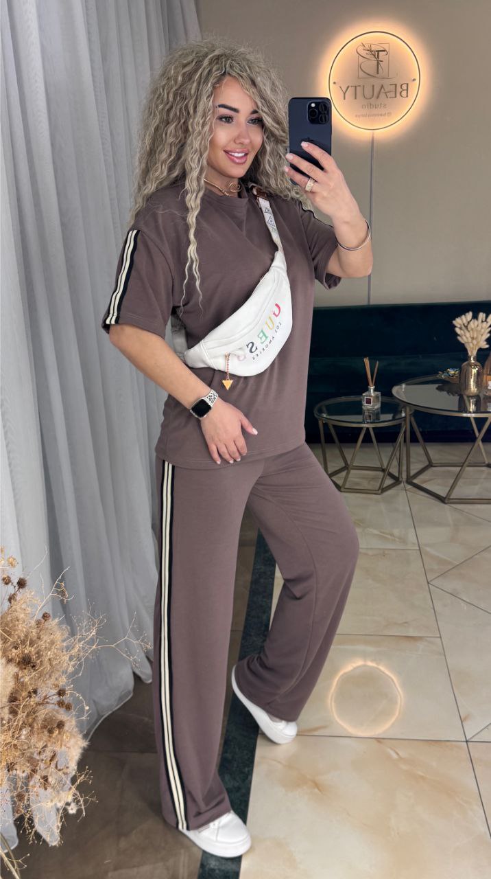 Костюм 27042600