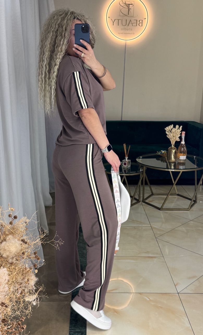 Костюм 27042600