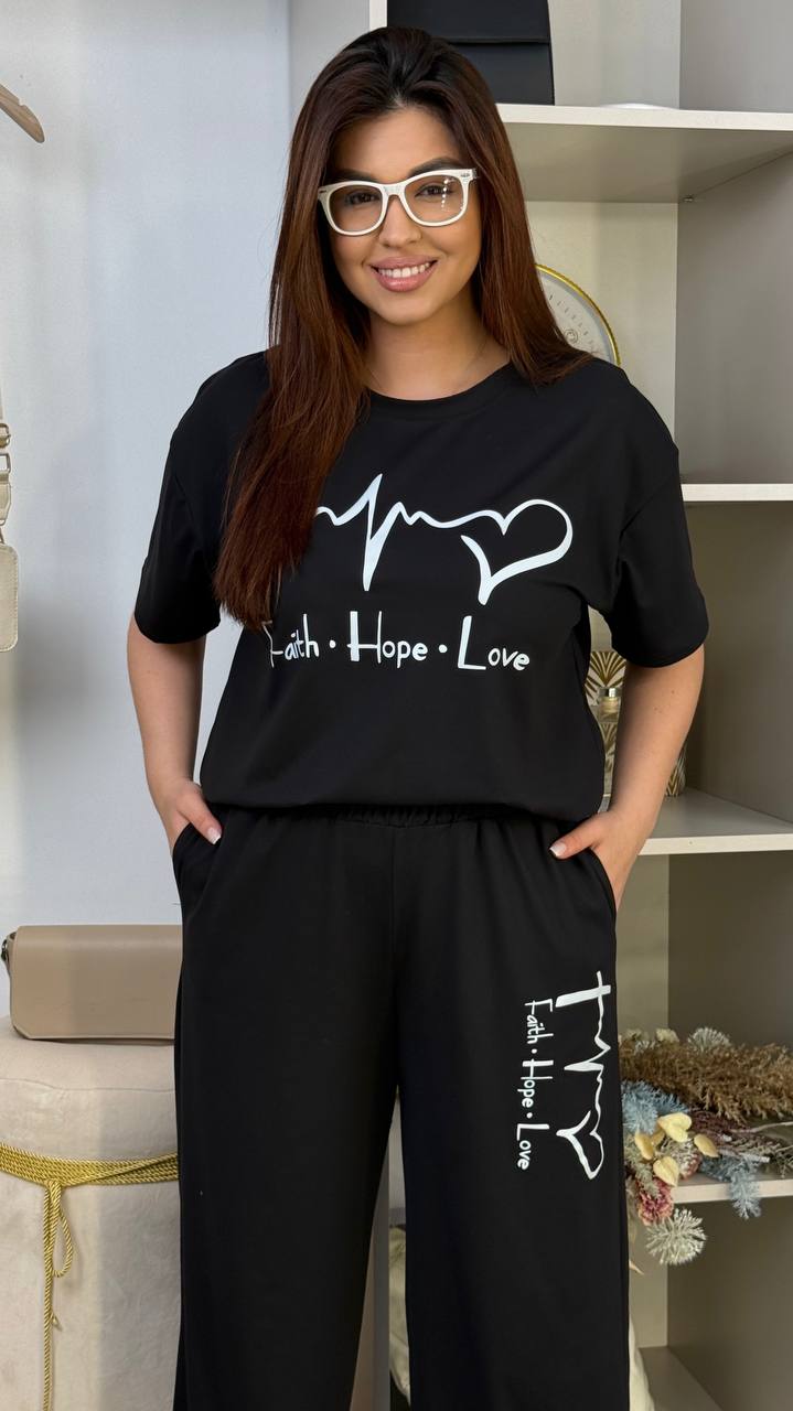 Костюм 28042601