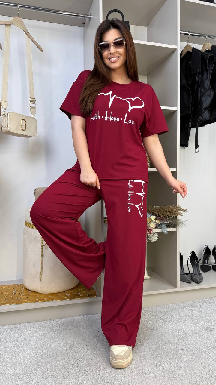 Костюм 28042601