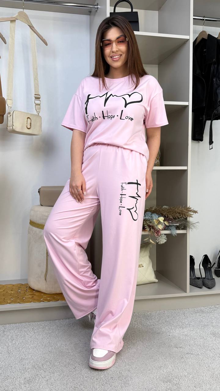 Костюм 28042601