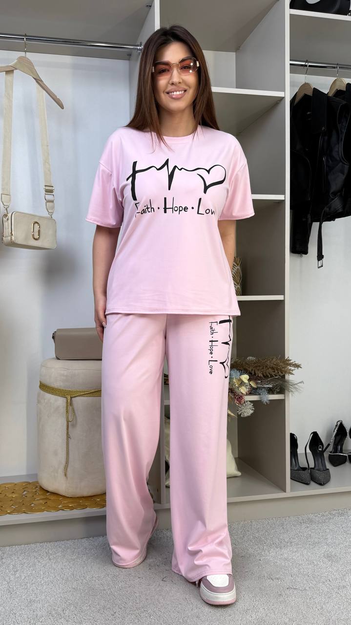 Костюм 28042601