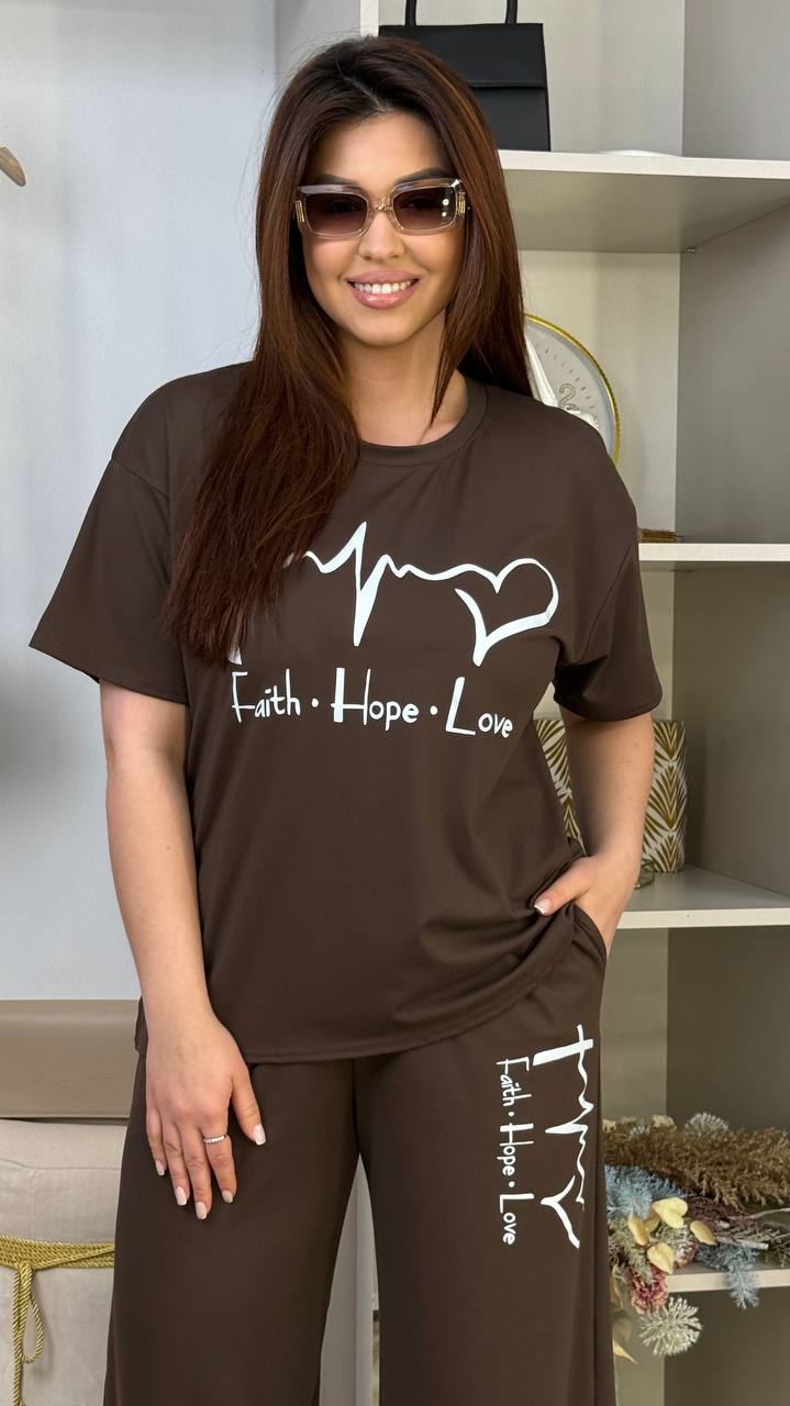 Костюм 28042601