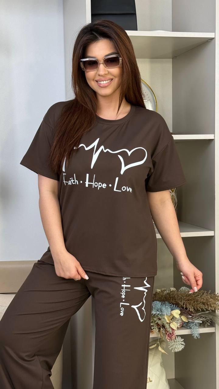 Костюм 28042601