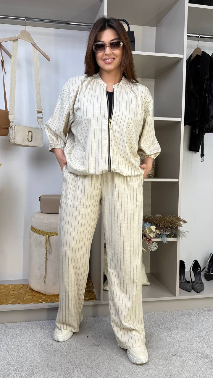 Костюм 28042603