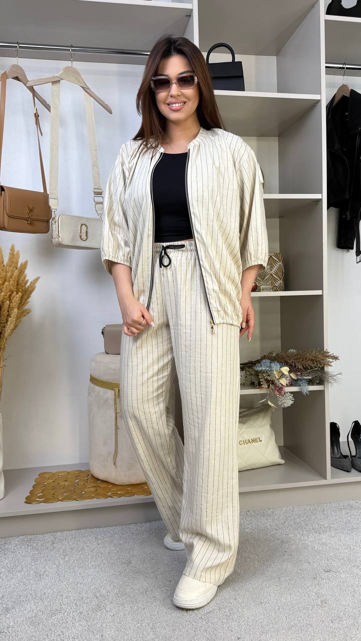 Костюм 28042603