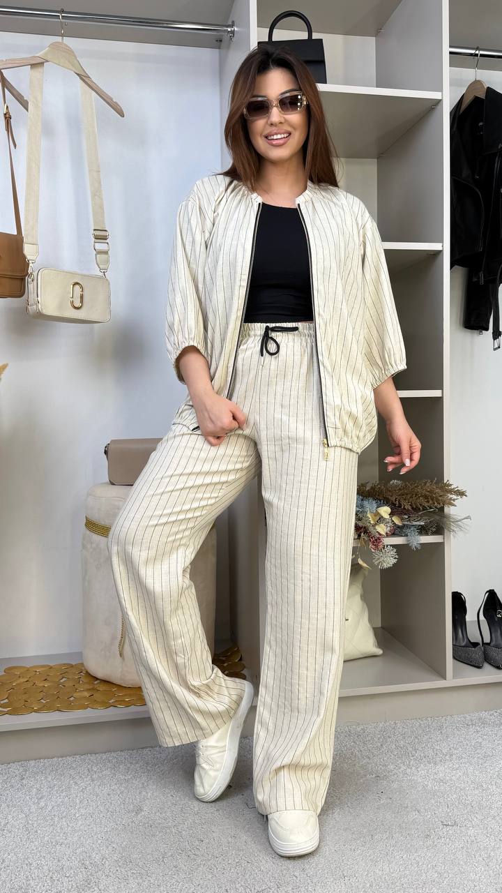 Костюм 28042603