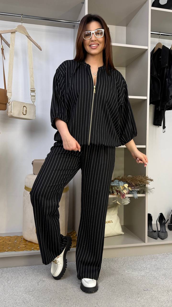 Костюм 28042603