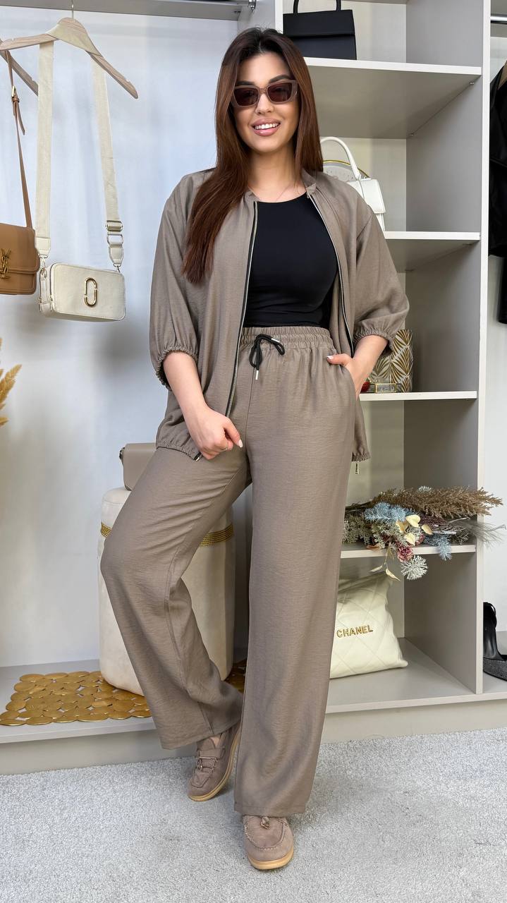 Костюм 28042604