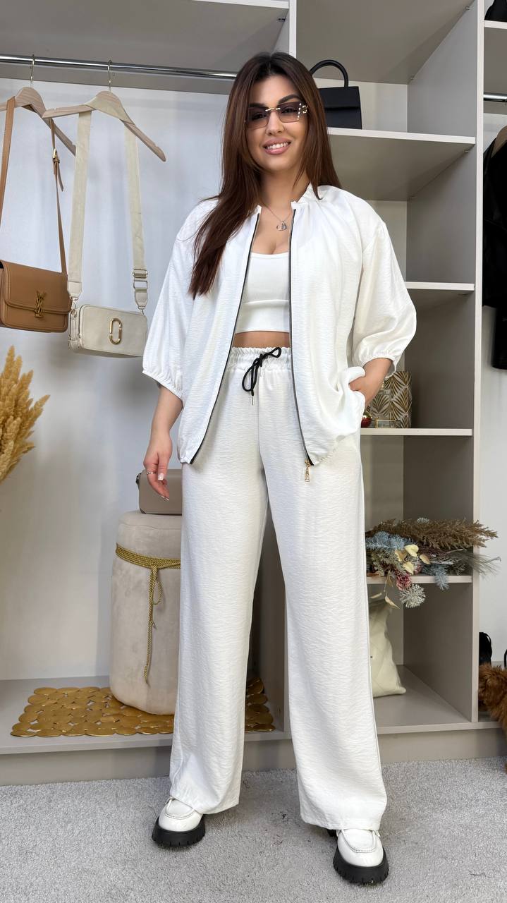 Костюм 28042604