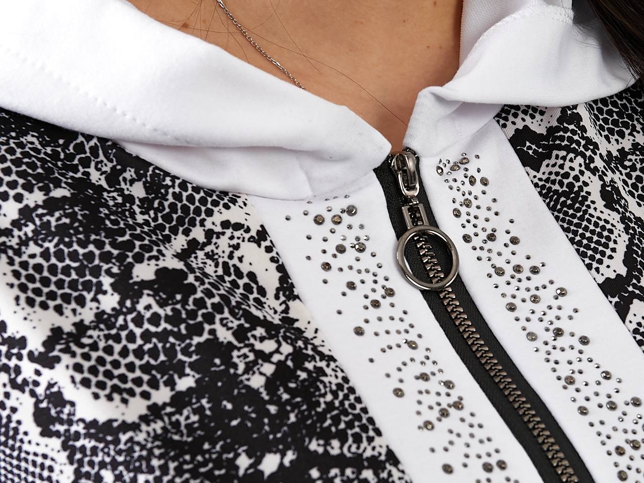 Костюм 28042627