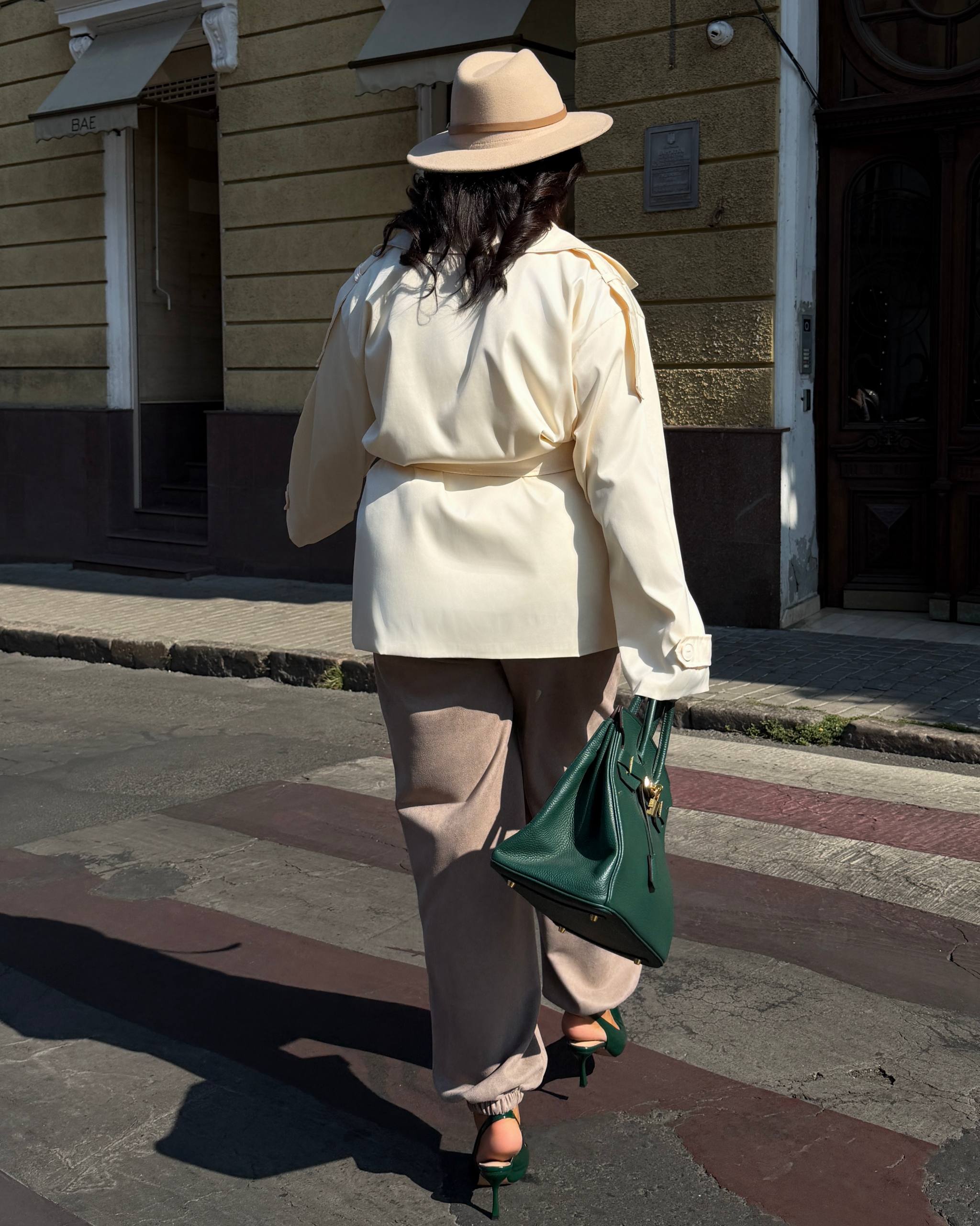 Тренч 29082613